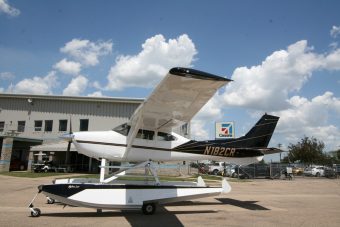 1998 Amphibious Cessna 182S