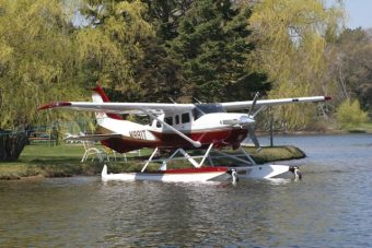 1999 Amphibious Cessna T206H – Price Reduction